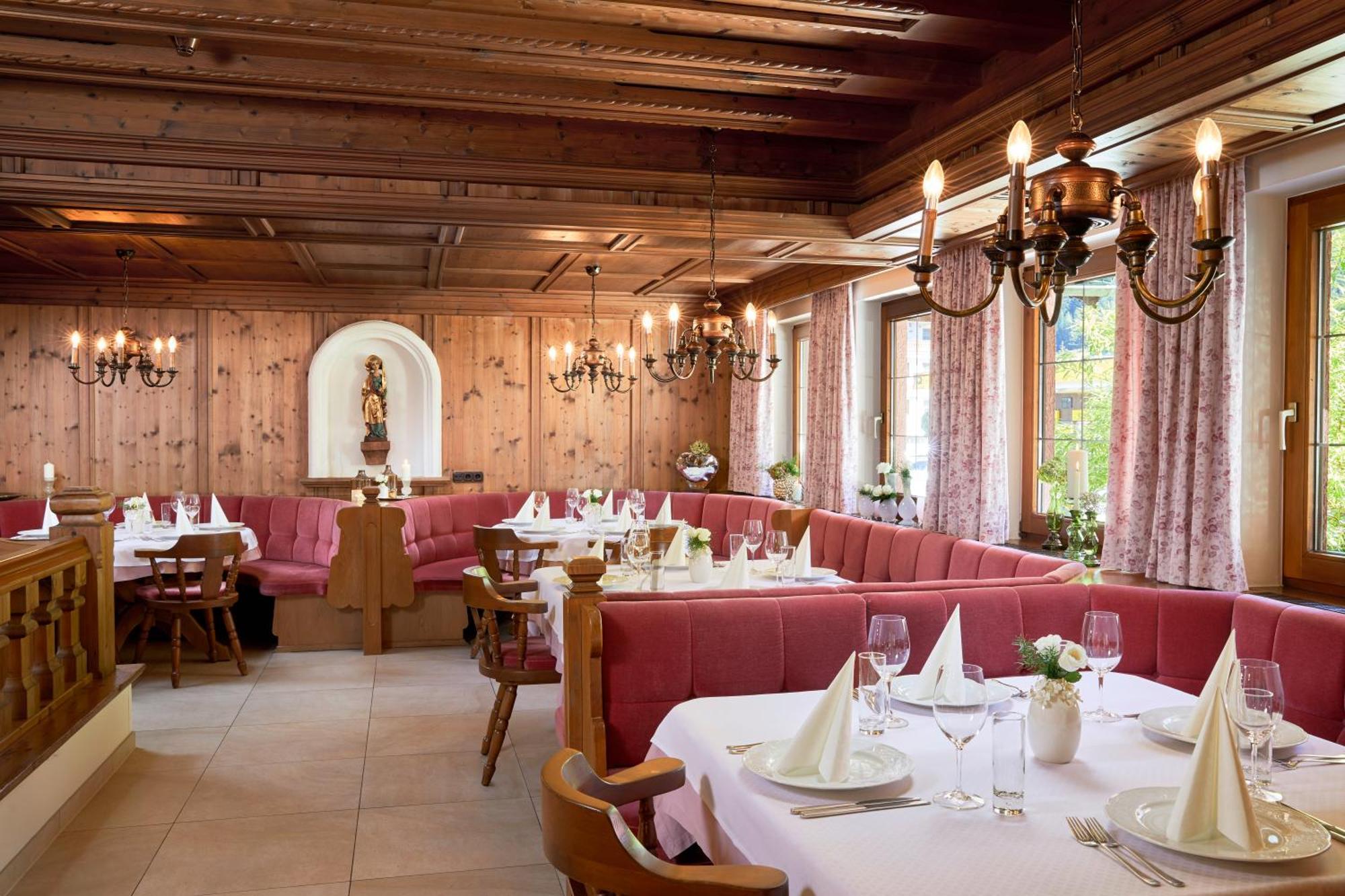 Hotel Alpenhof Kristall Mayrhofen Esterno foto
