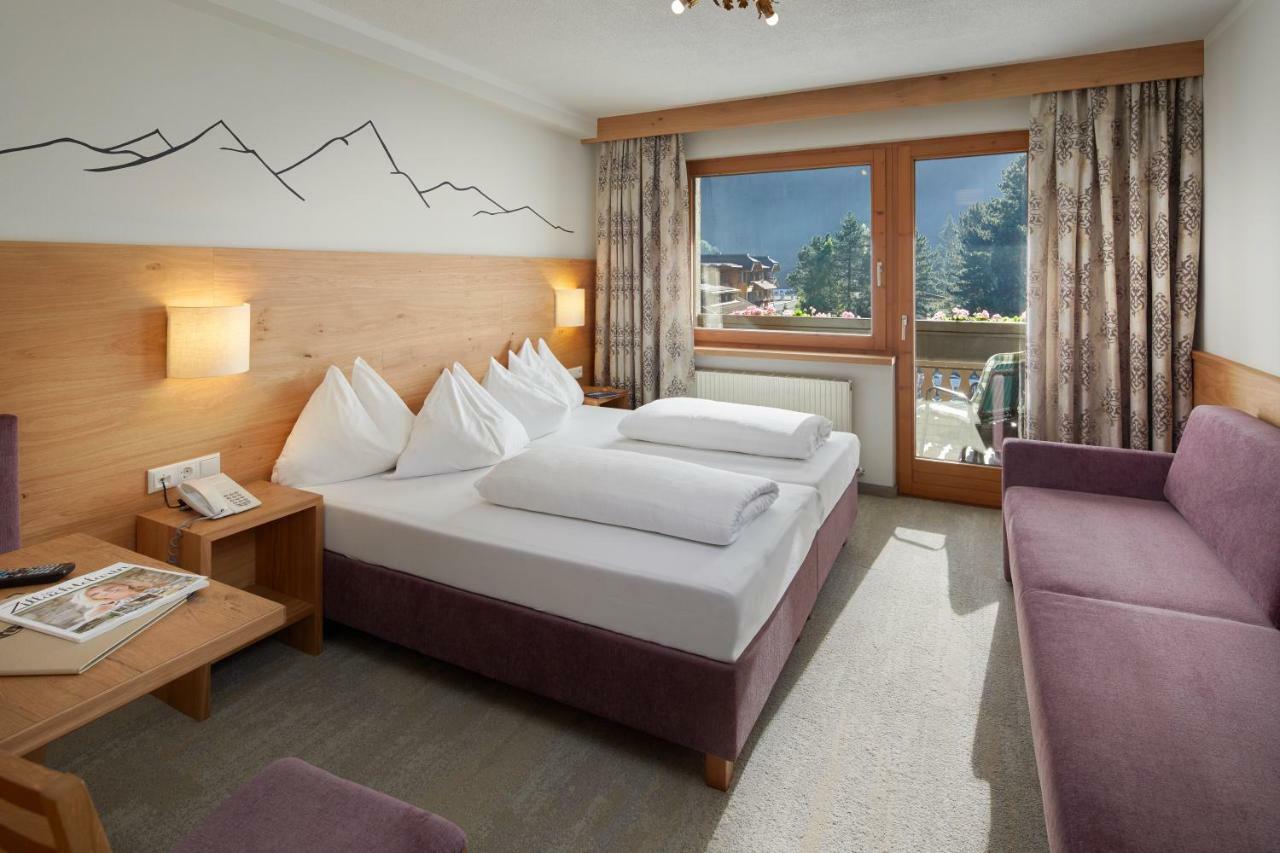 Hotel Alpenhof Kristall Mayrhofen Esterno foto